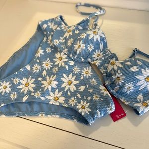 NWT Target swimsuit, blue with white daisies